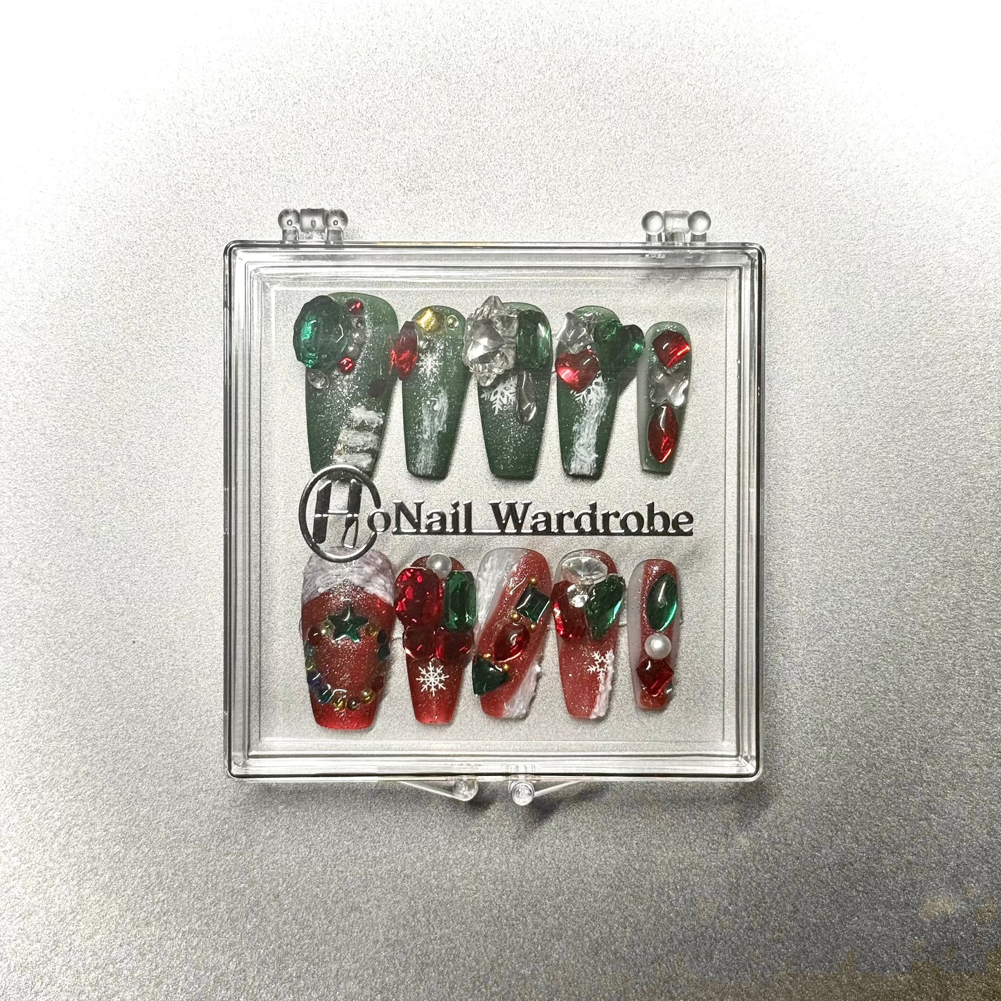Christmas Splendour press-on nail in a honail wardrobe box